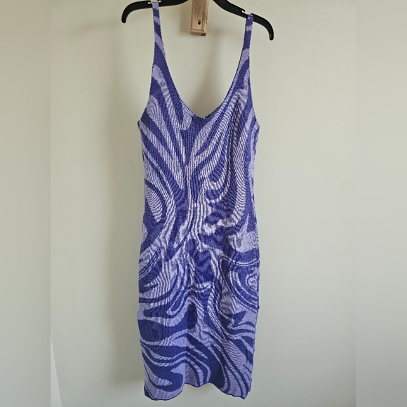 Divided Purple Wavy Y2K, Patterned  Dress - Picture 5 of 6